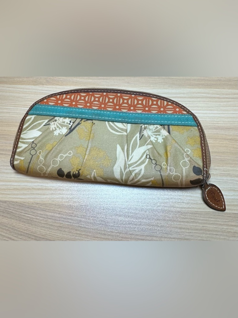 Fossil key-per Continental wallet Floral print coated canvas
